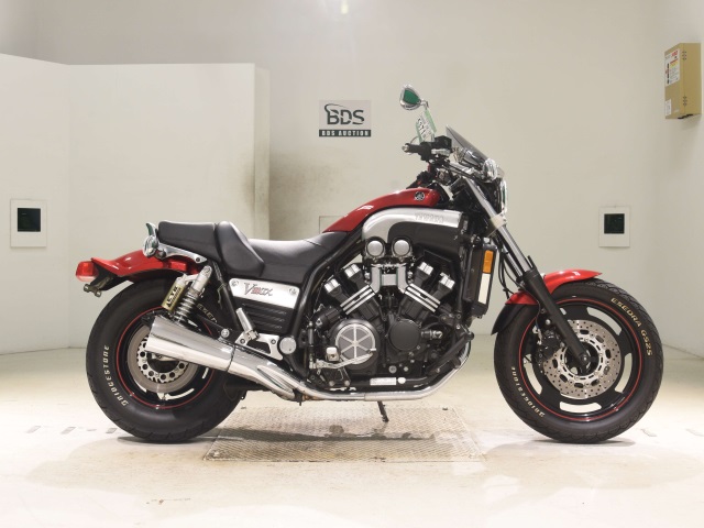 Yamaha V-MAX1200