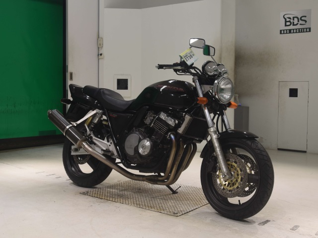 Honda CB400SF — фото 3