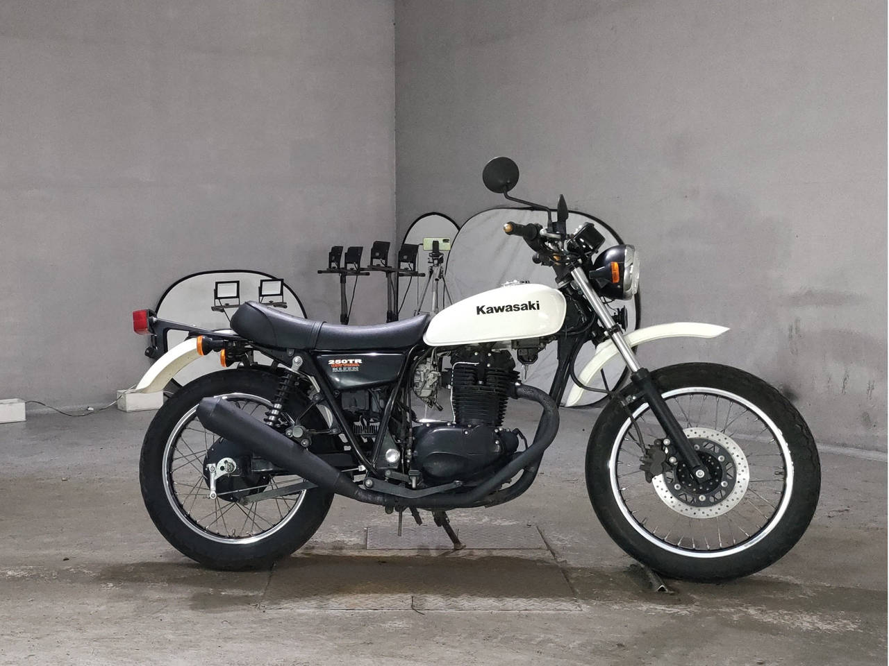 Kawasaki 250TR