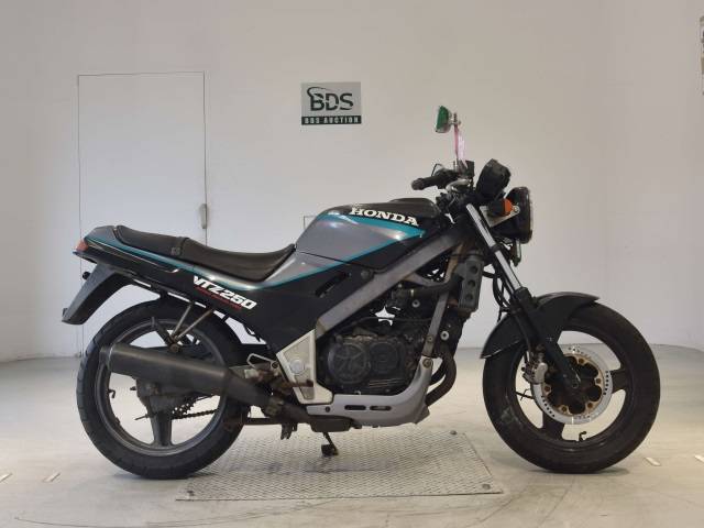 0131] Honda VTZ250 - MC15-1104741