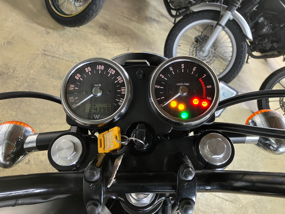 Kawasaki W800 — фото 4