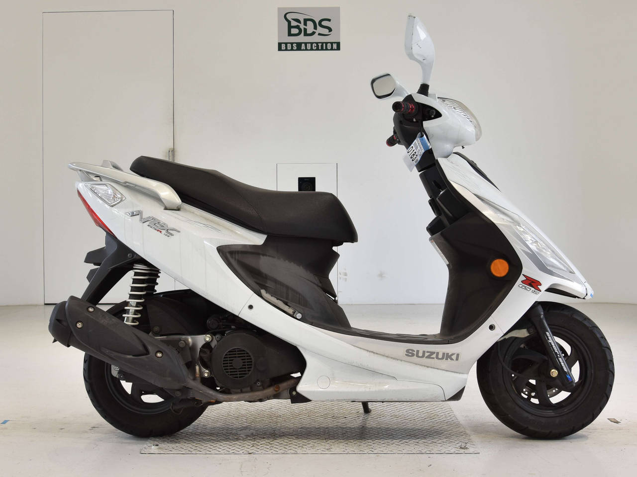 0183] Suzuki GSR125 - RFDUTD44TAT000127