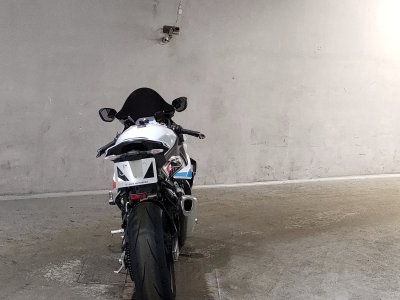 BMW S1000RR — фото 4