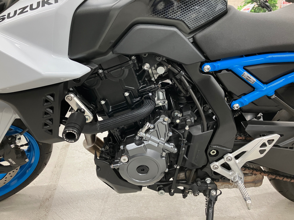 Suzuki GSX-8S — фото 4