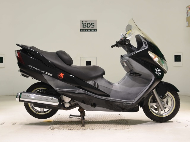 Suzuki SKYWAVE 250S