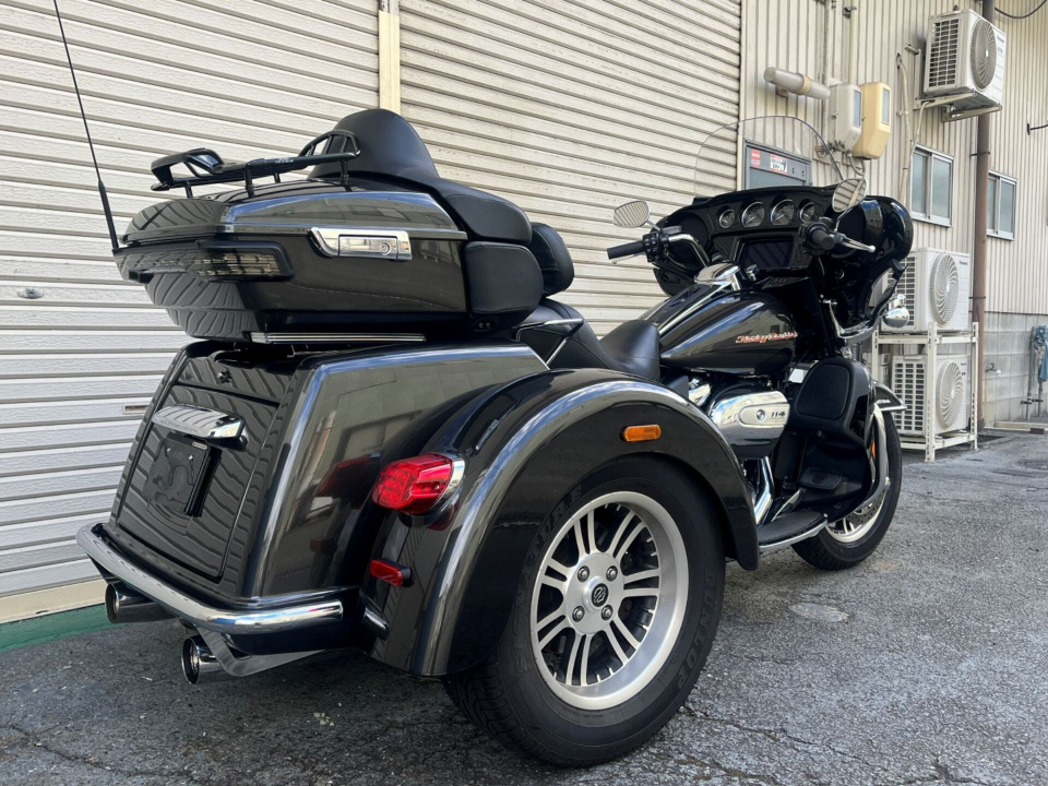 HD TRI GLIDE ULTRA CLASSIC FLHTCUTG1580 — фото 4