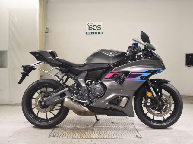 Yamaha YZF-R7-2