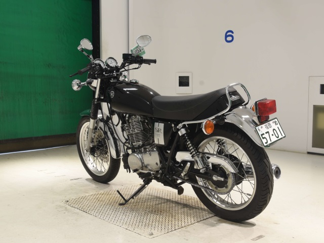 Yamaha SR400 — фото 6