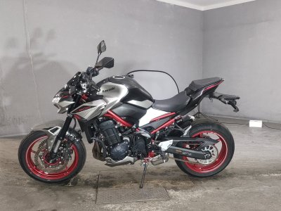 Kawasaki Z900 — фото 2
