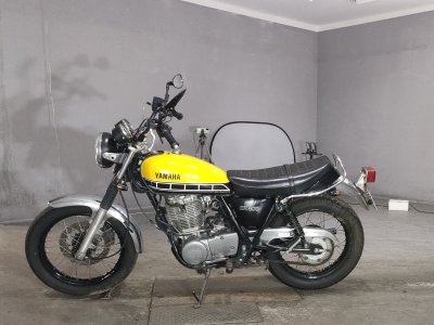 Yamaha SR400 — фото 2