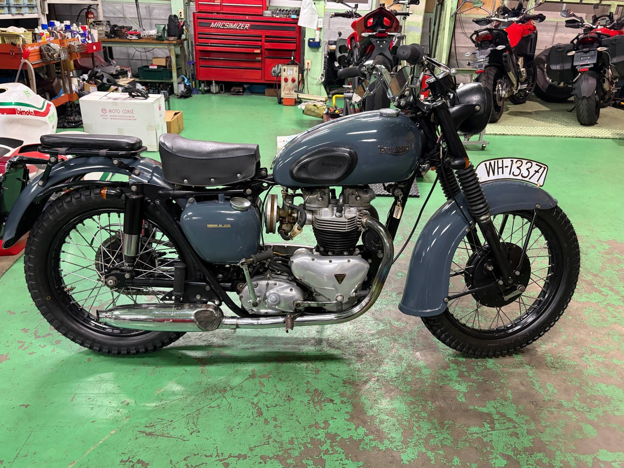 Triumph 6T THUNDERBIRD