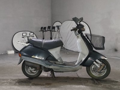 Honda LEAD90