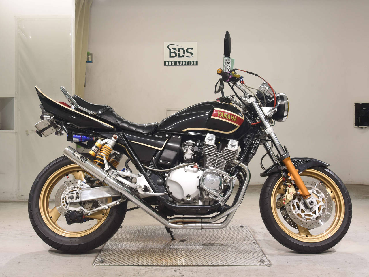 Yamaha XJR400