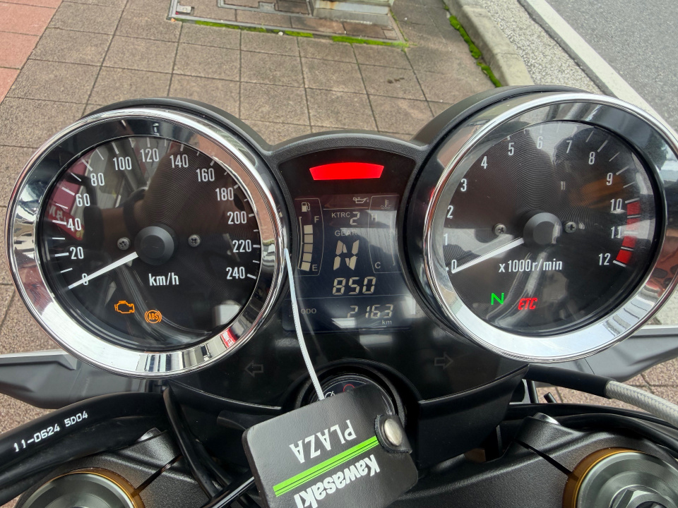 Kawasaki Z900RS — фото 4