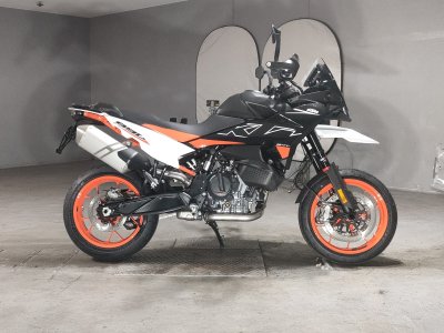 KTM 890 ADVENTURE