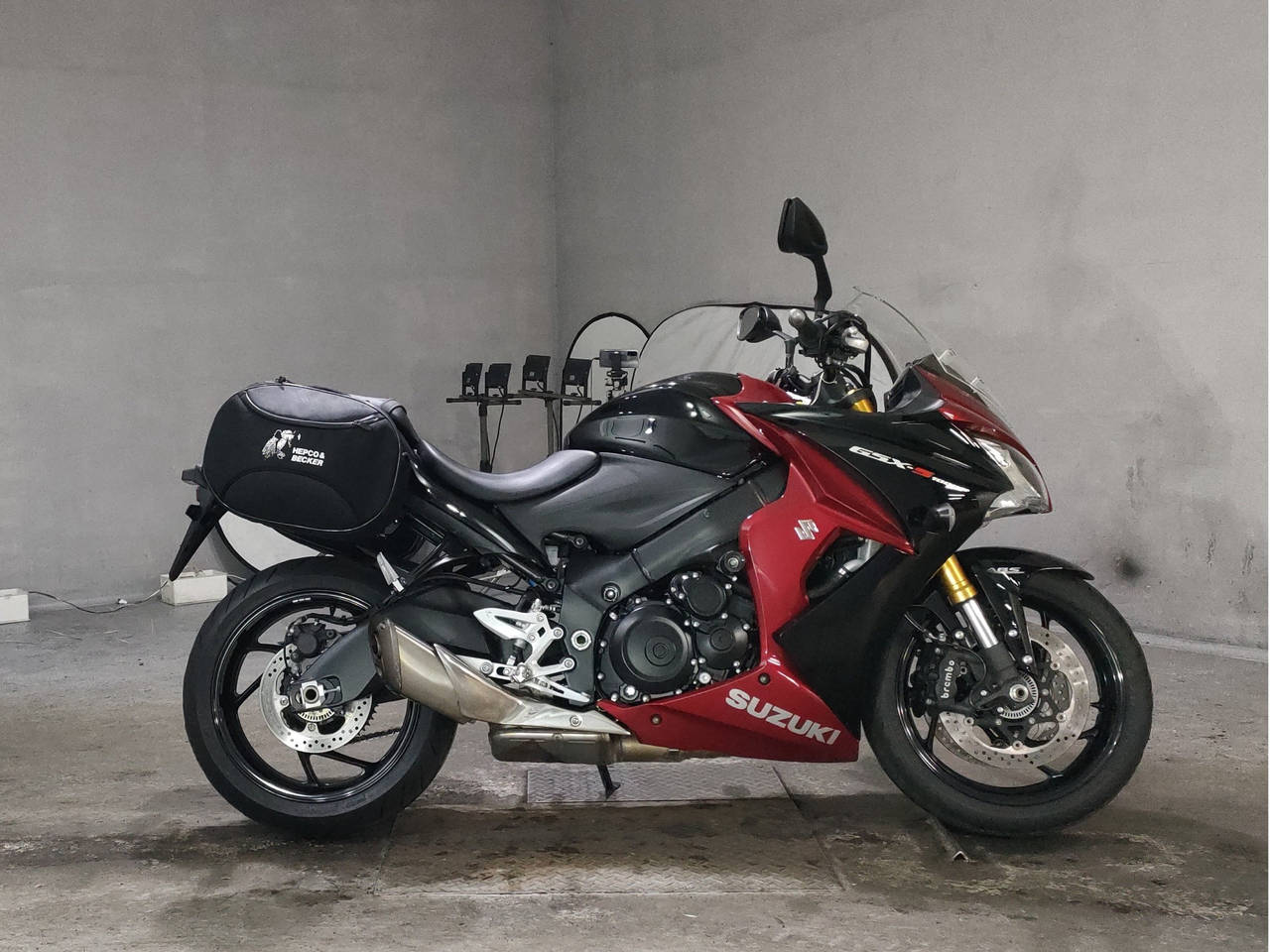 Suzuki GSX-S1000F