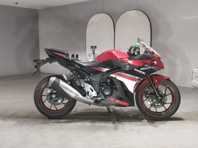 Suzuki GSX250R