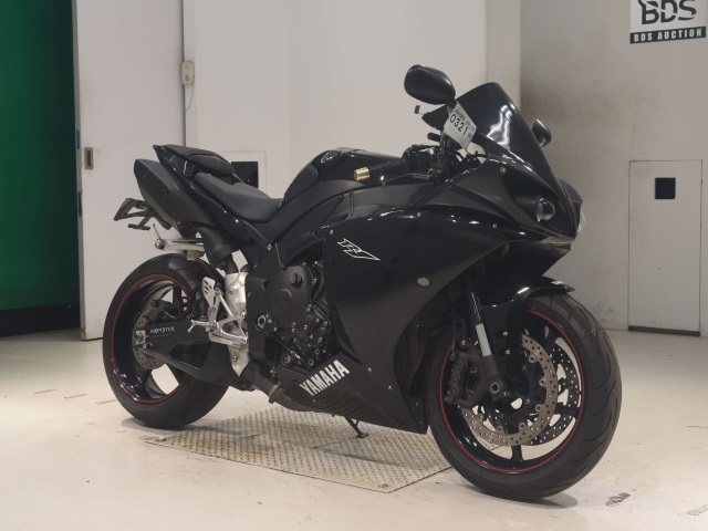 Yamaha YZF-R1 — фото 3
