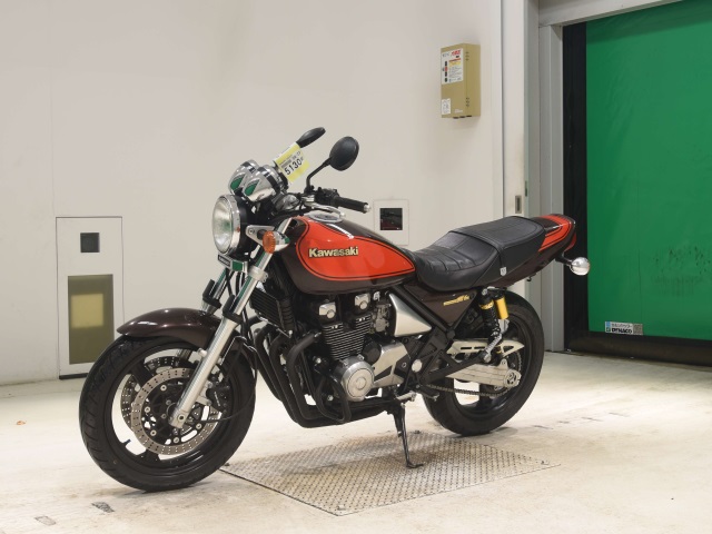 Kawasaki ZEPHYR400 — фото 4