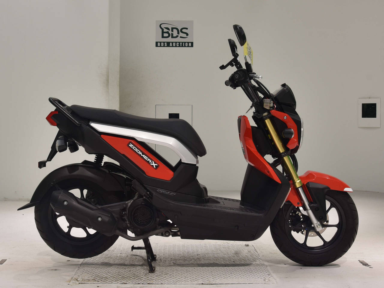 2780] Honda ZOOMER-X - JF52-1002049
