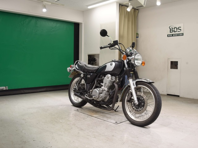 Yamaha SR400 — фото 3