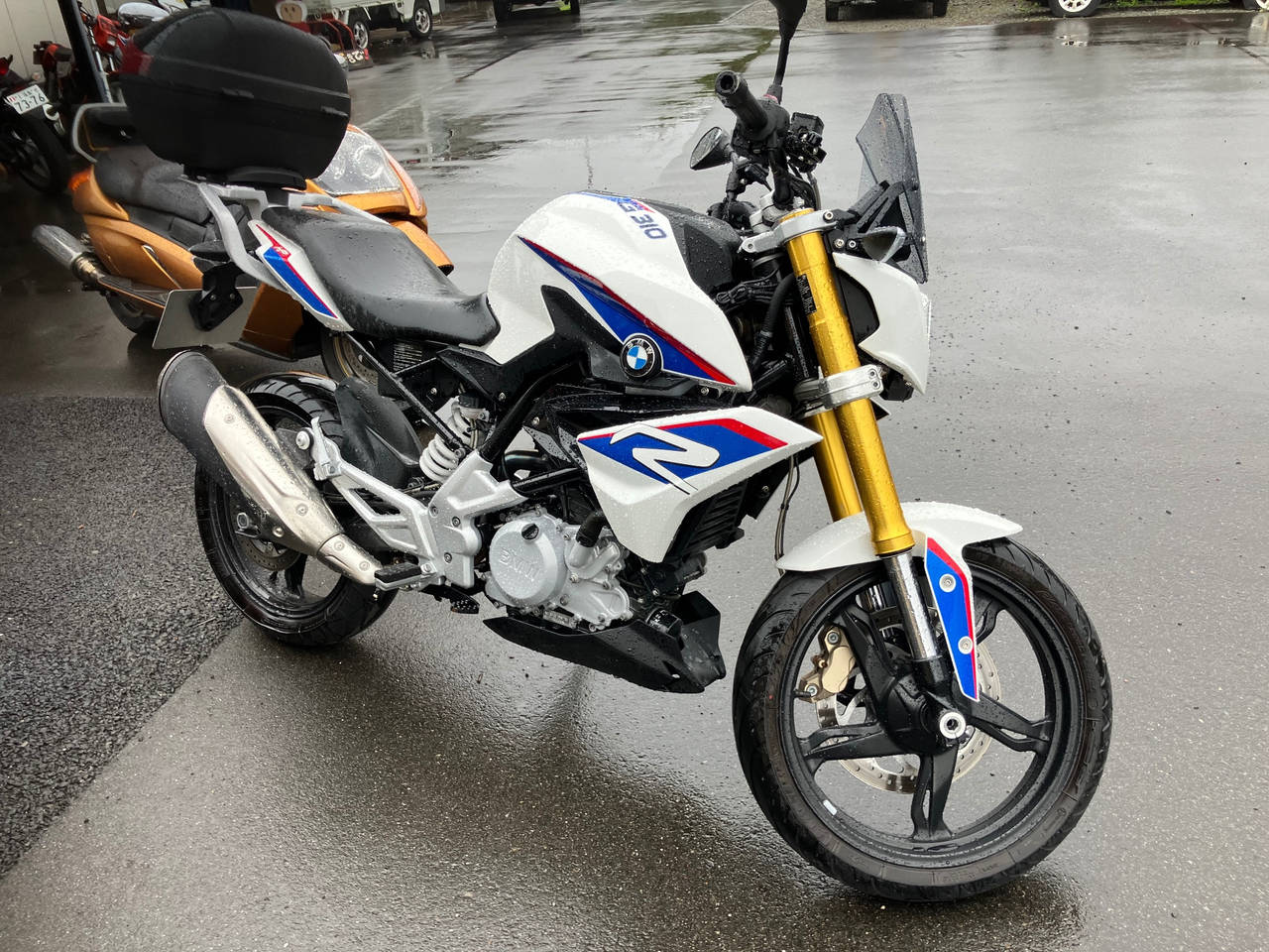 BMW G310R