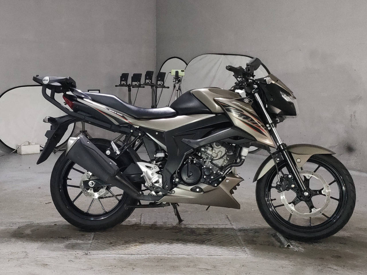 Suzuki GSX-S150, zdjęcie 1