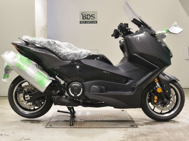 Yamaha T-MAX560T