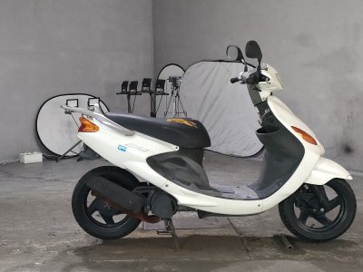 Yamaha GRAND AXIS 100