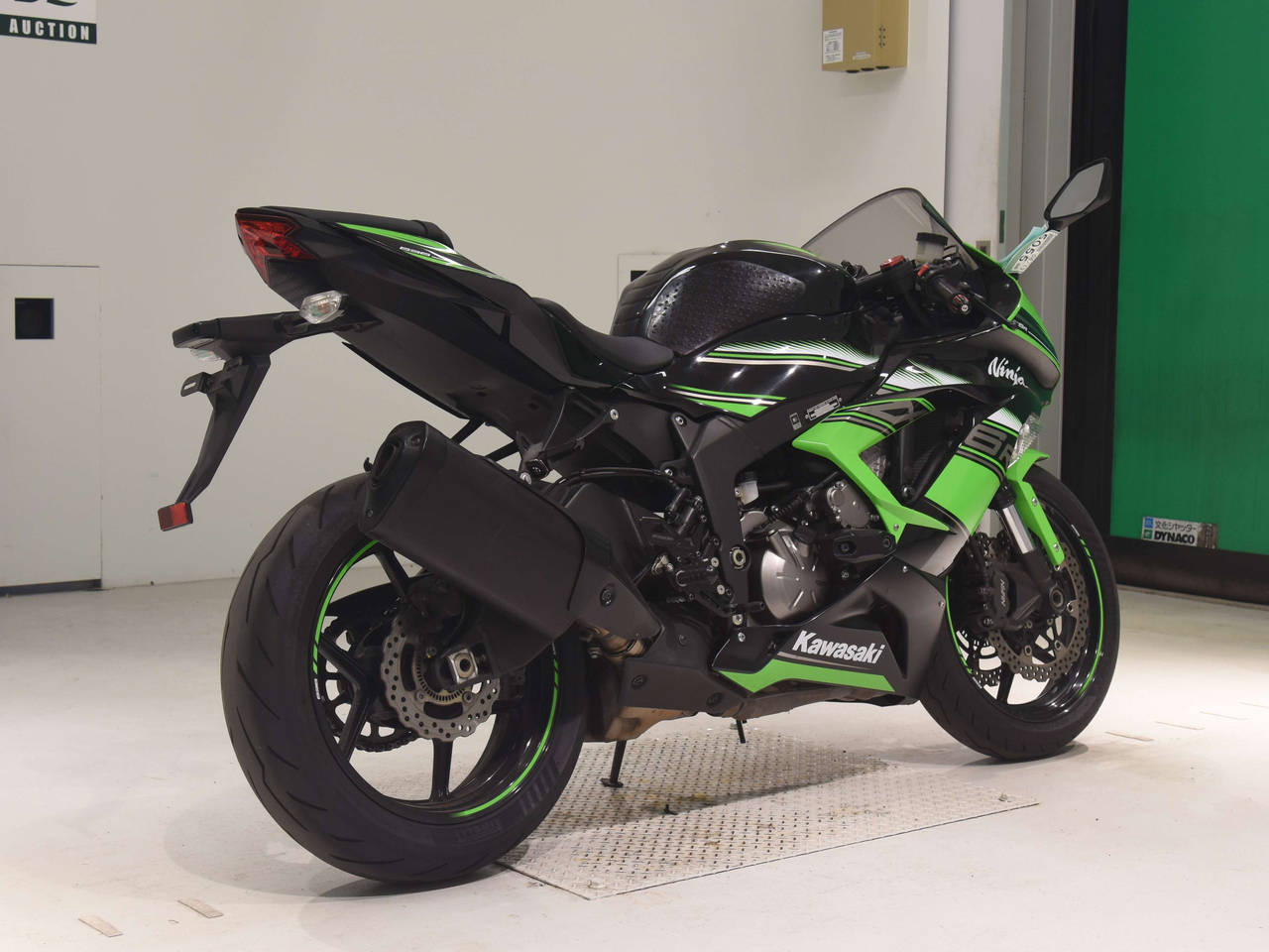 5055] Kawasaki ZX-6R - JKBZX636EEA022245