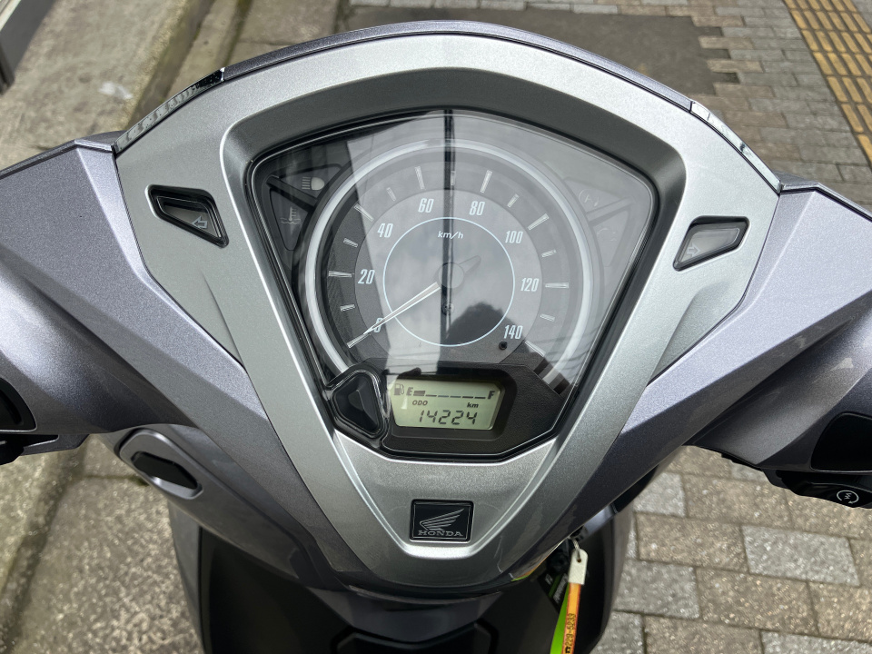 Honda LEAD125 — фото 2