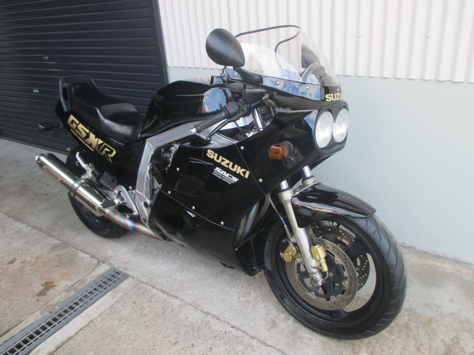 Suzuki GSX-R1100 — фото 6