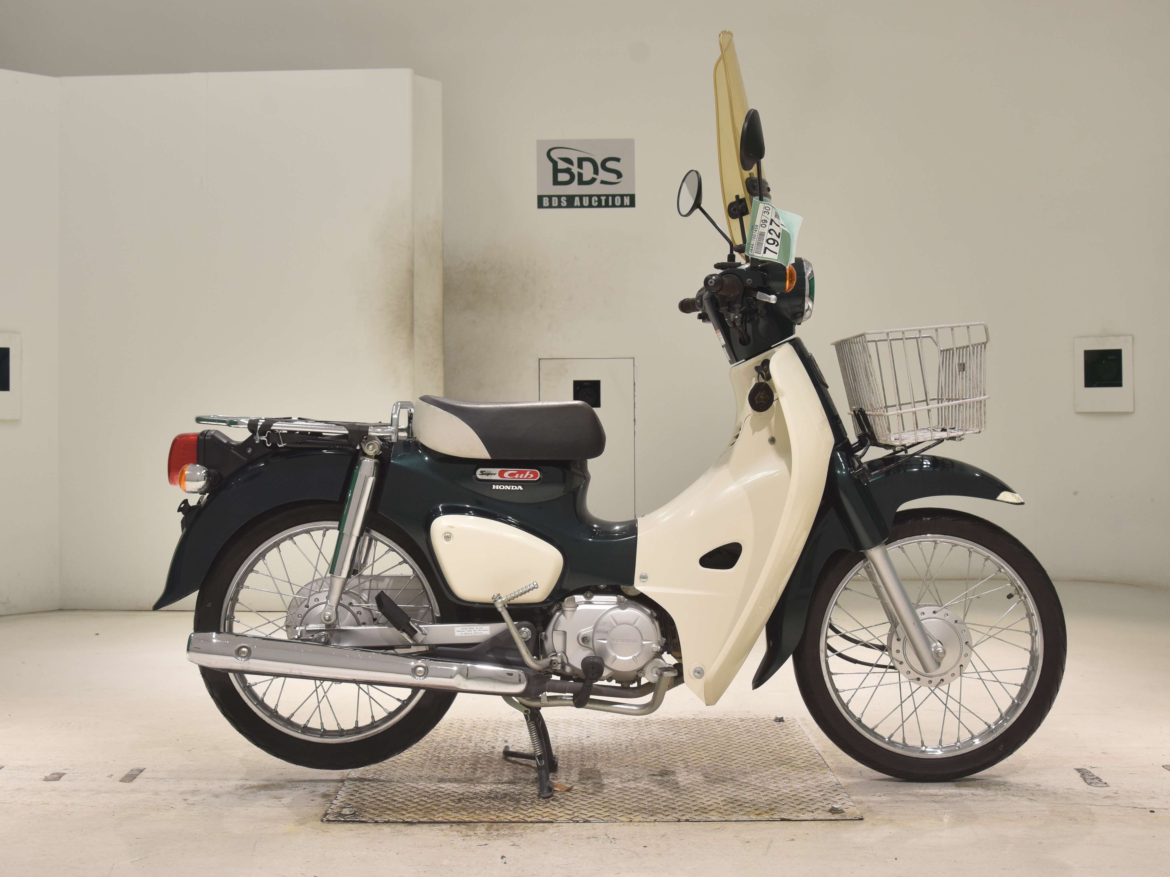 Honda C110-3