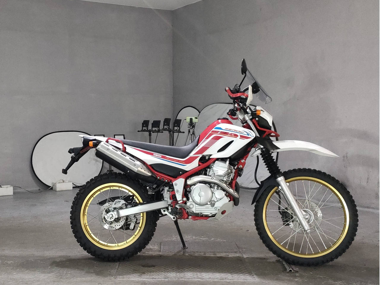 Yamaha SEROW XT250