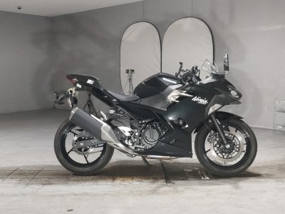 Kawasaki NINJA400