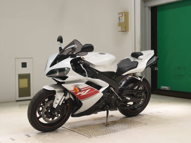 Yamaha YZF-R1 — фото 4