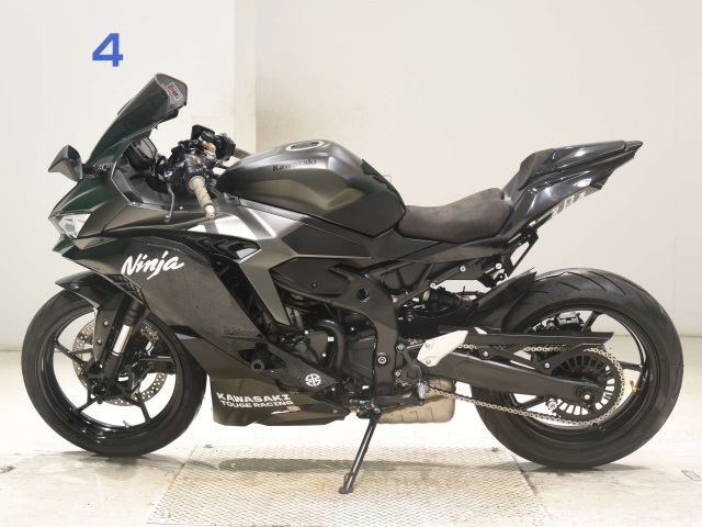 Kawasaki NINJA ZX-25R KRT — фото 2