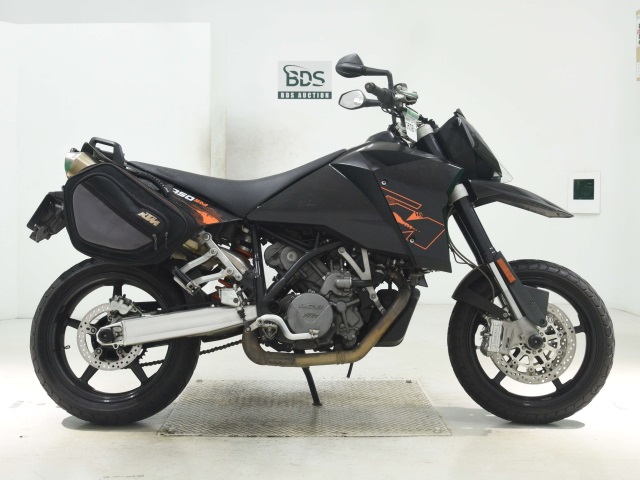 KTM 950 SUPERMOTO