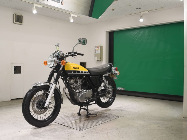 Yamaha SR400 — фото 4