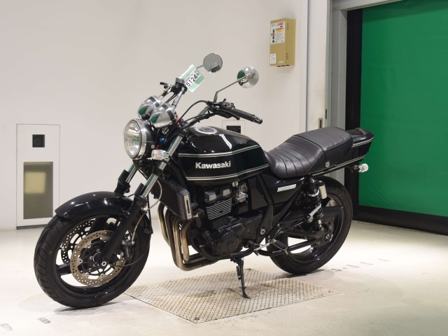 Kawasaki ZRX400 — фото 4