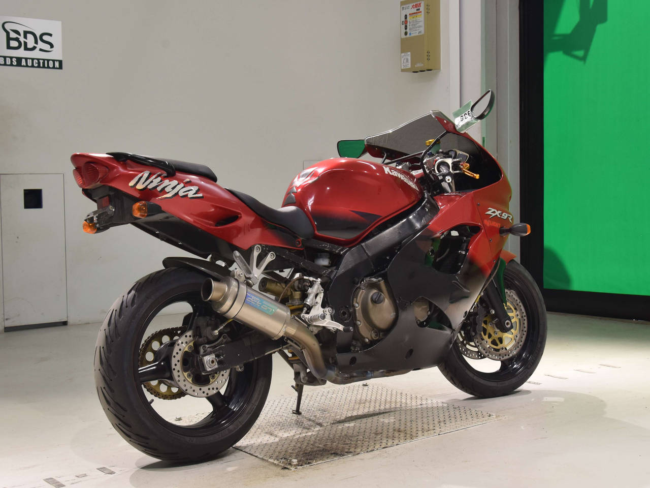 7936] Kawasaki NINJA ZX-9R - JKAZX900CCA031959