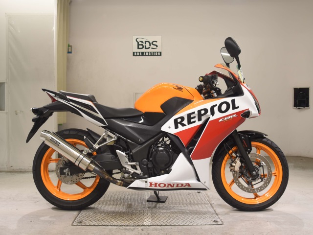 Honda CBR250RA
