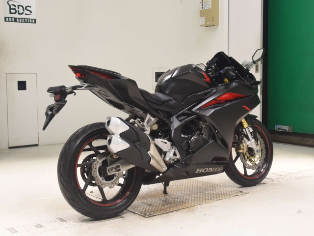 Honda CBR250RR — фото 5