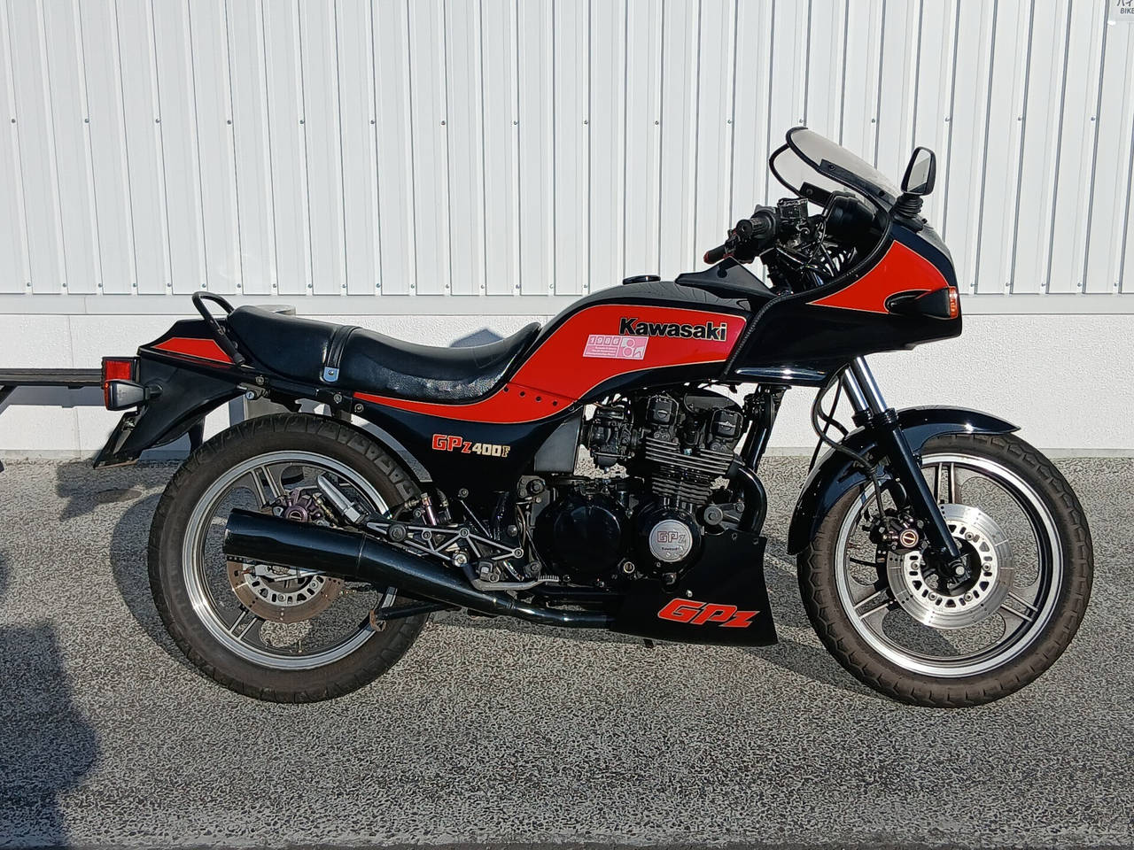 Kawasaki GPZ400F
