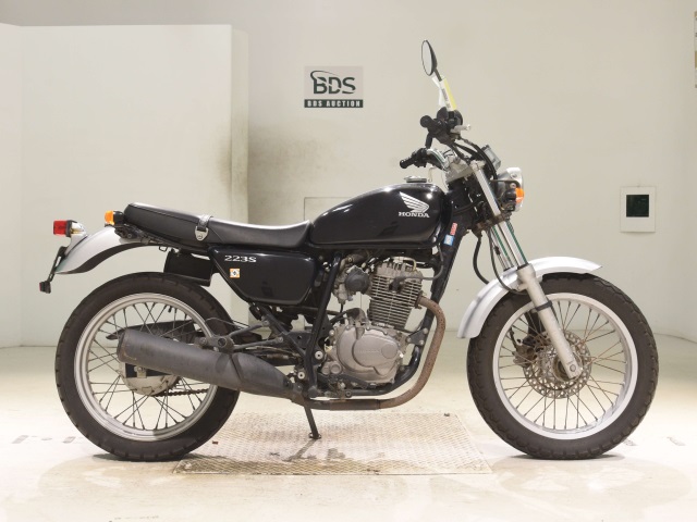 Honda CB223S