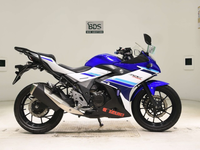 Suzuki GSX250R