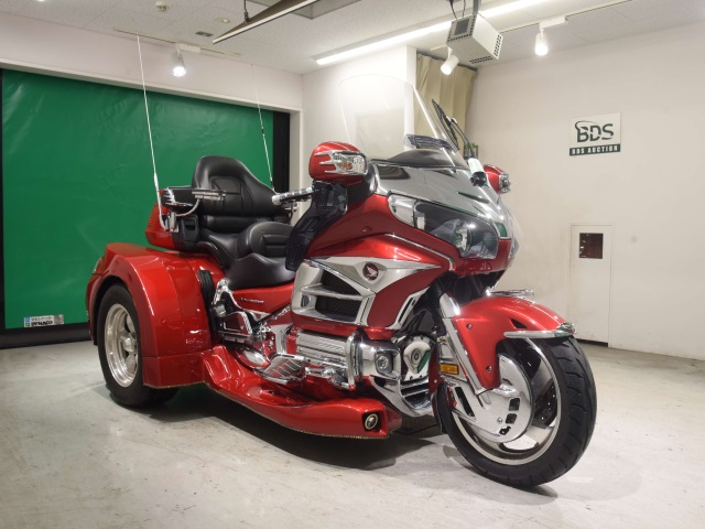 Honda GL1800 TRIKE — фото 3