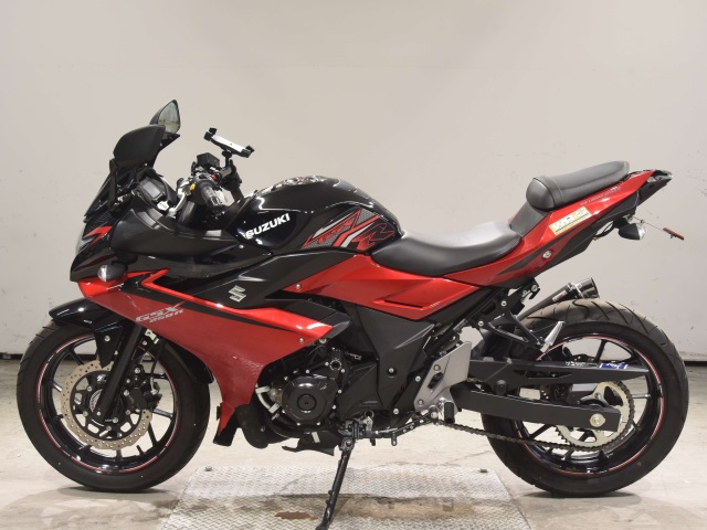 Suzuki GSX250RA — фото 2