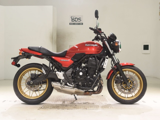 Kawasaki Z650RS