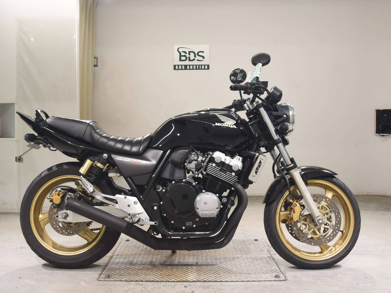 Honda CB400SFV
